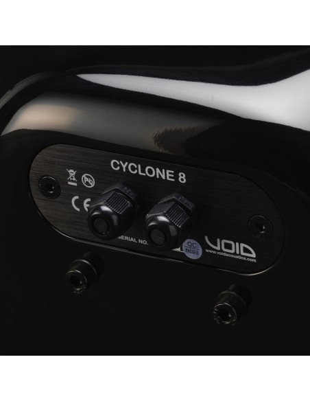 Cyclone 8 - Negro  2