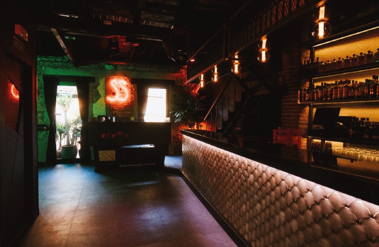 DelicateSSen Club (León)